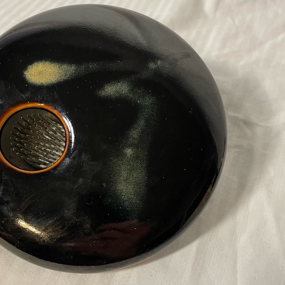 Georgetown pottery’s Black Ikebana Ceramic Flower Holder with attached frog - Picture 3 of 7